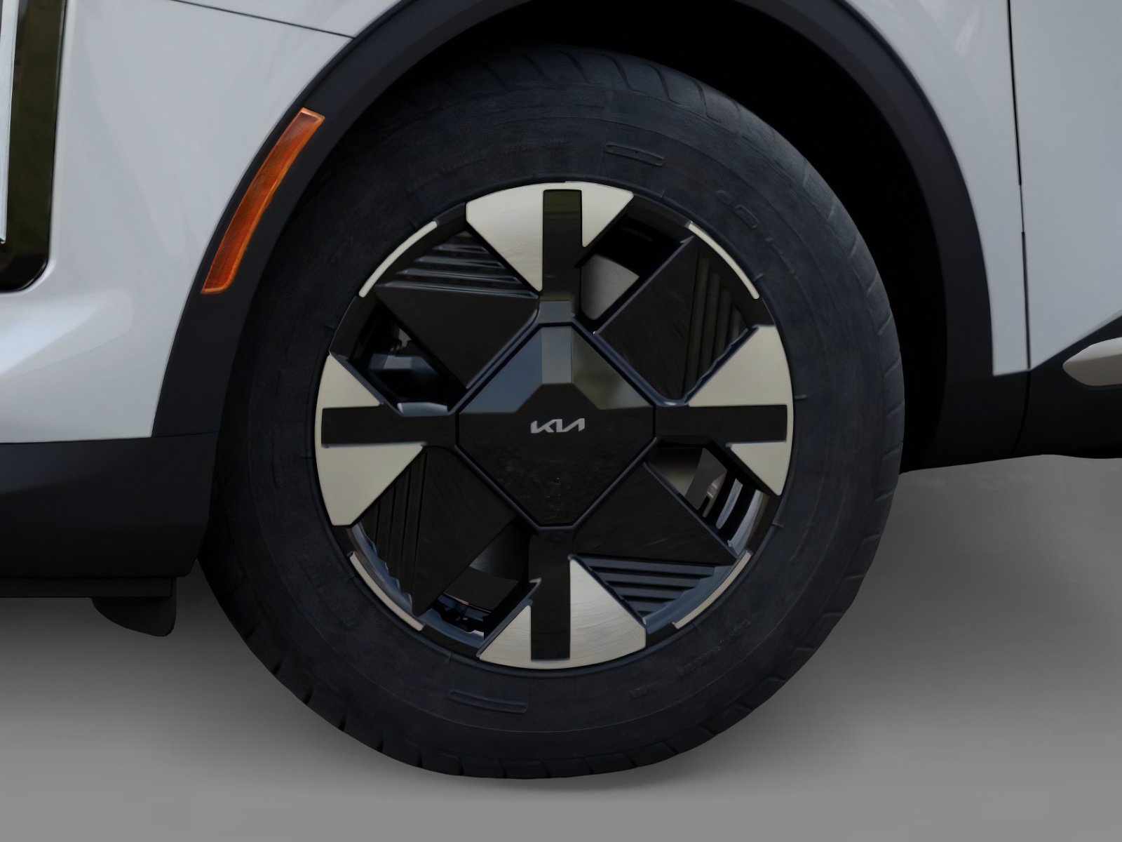 New 2027 Kia Sportage LX FWD image 9
