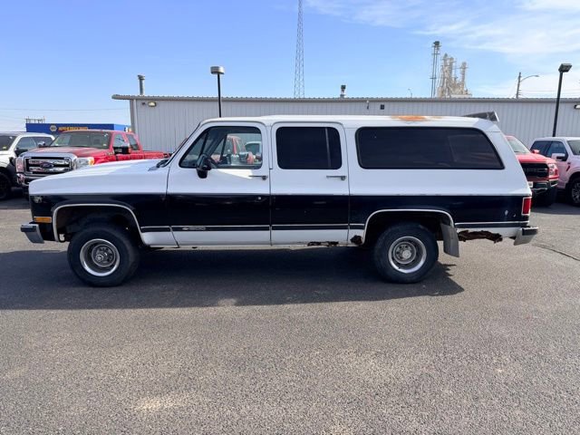 Used 1990 Chevrolet Suburban 4WD image 6