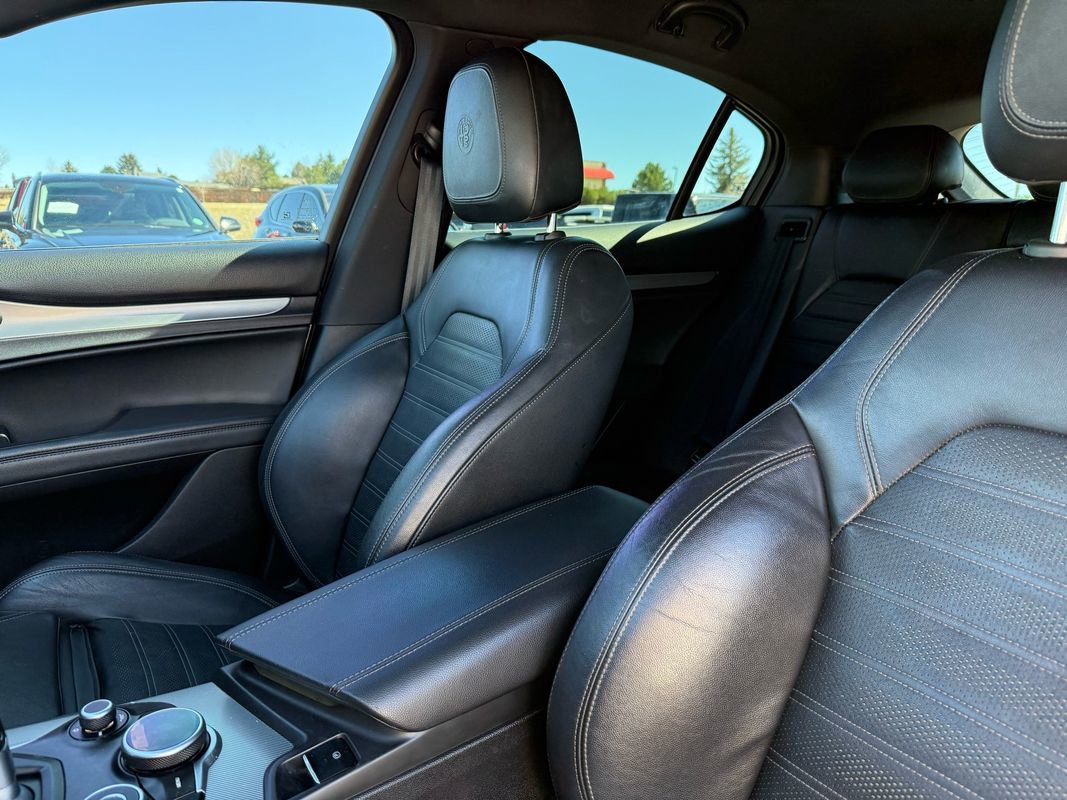 Used 2018 Alfa Romeo Stelvio Ti Sport image 14