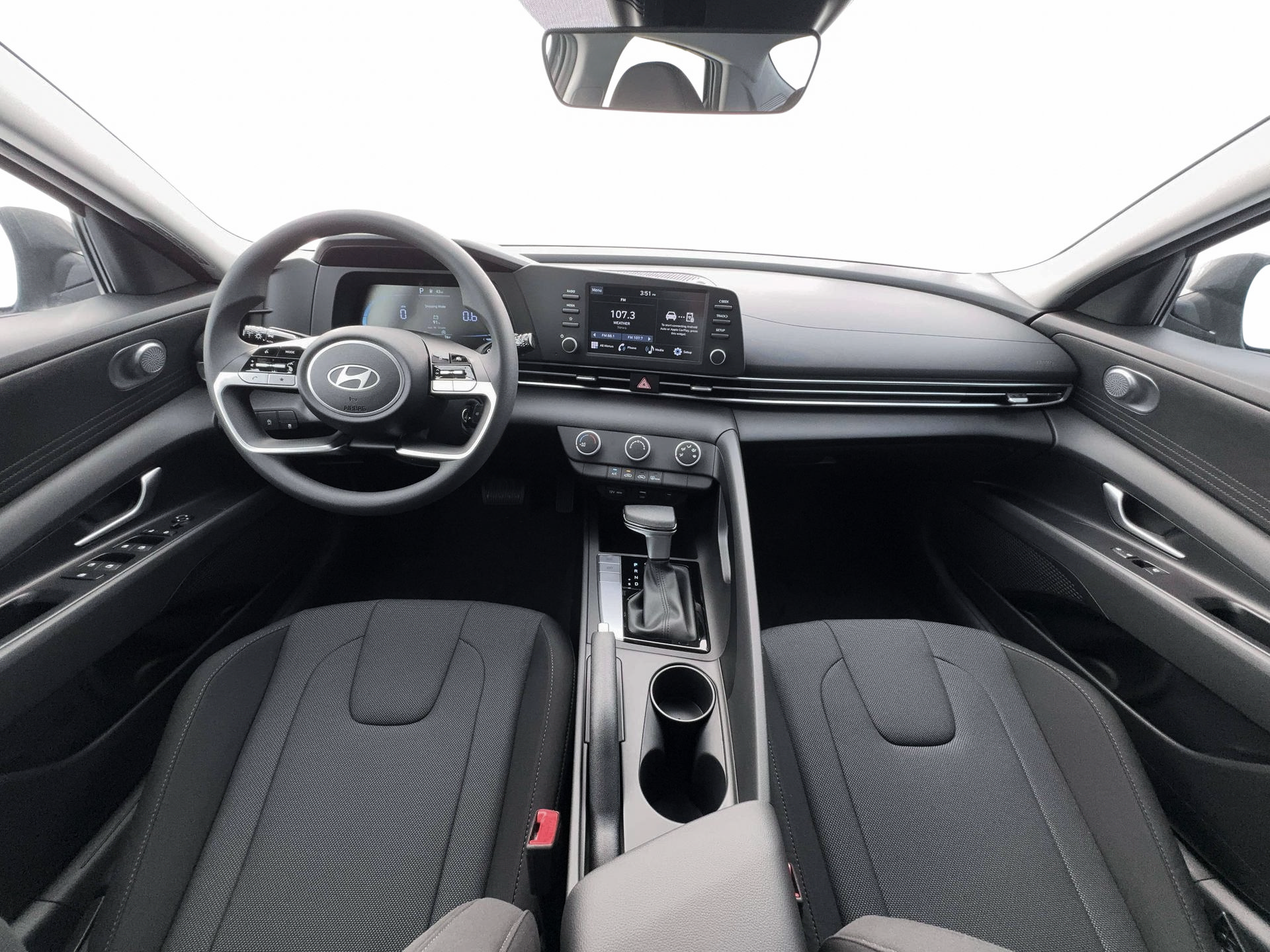 New 2026 Hyundai Elantra SE FWD image 32