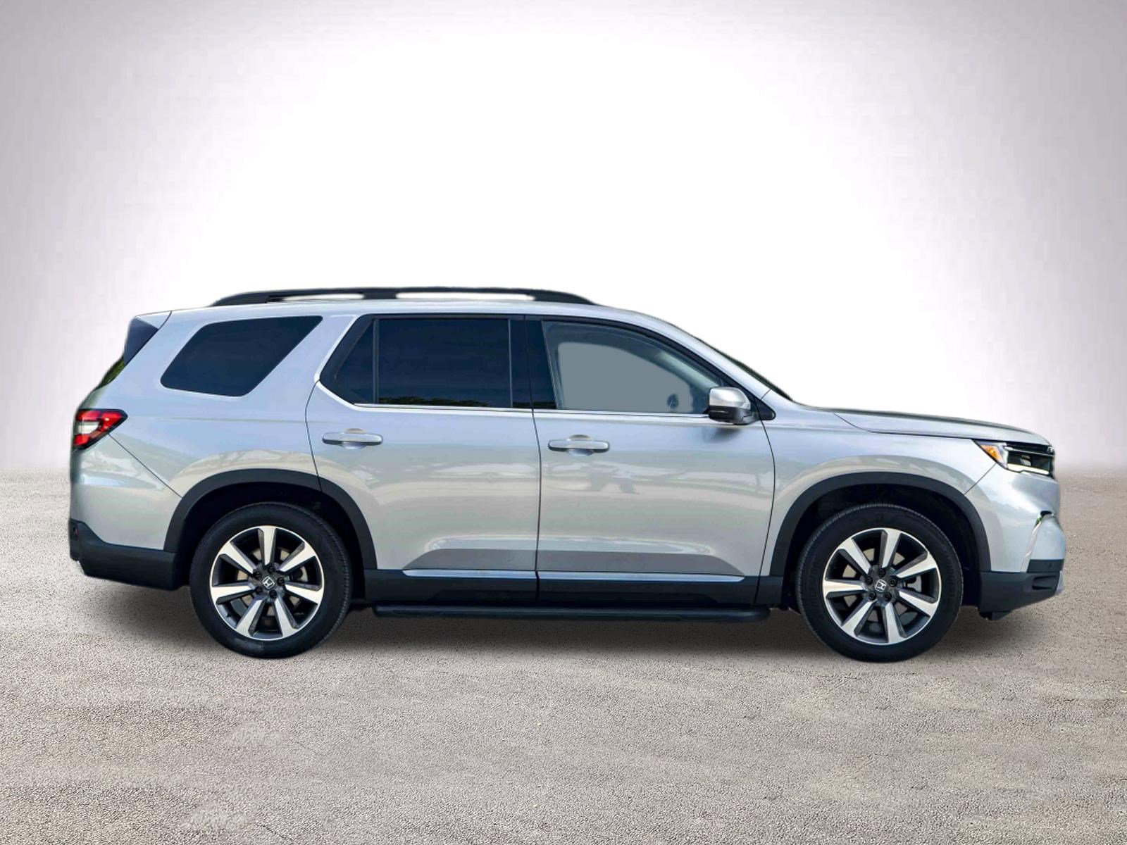 Used 2024 Honda Pilot Elite image 10
