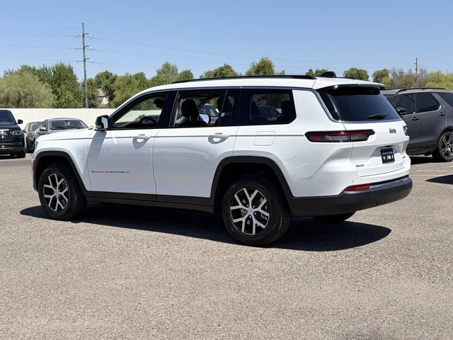 Used 2023 Jeep Grand Cherokee L Limited AWD/4WD image 8