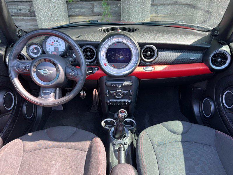 Used 2013 MINI Cooper S image 23
