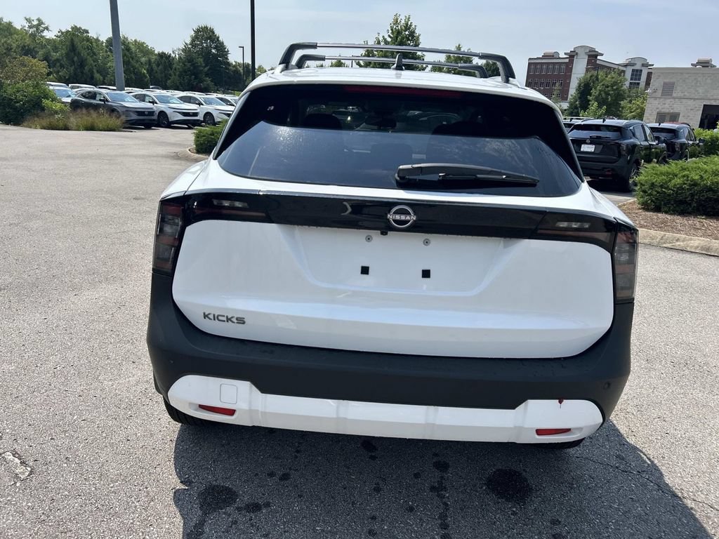 New 2026 Nissan Kicks SV w/ Cold Weather Package FWD image 6
