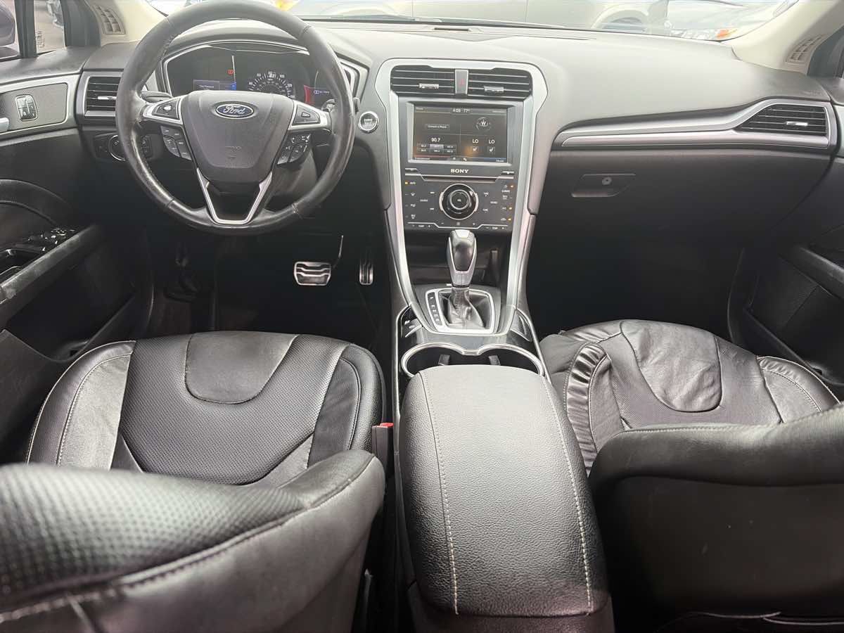 Used 2013 Ford Fusion Titanium FWD image 17