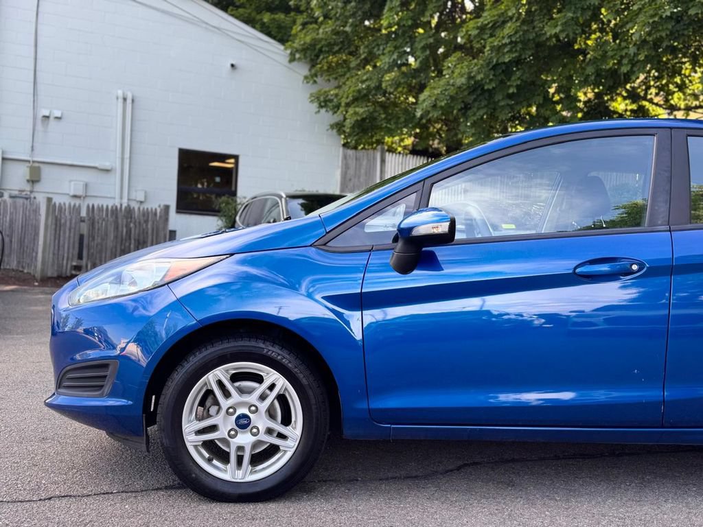 Used 2019 Ford Fiesta SE w/ Cold Weather Package FWD image 10