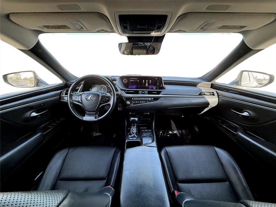 Used 2021 Lexus ES 300h w/ Premium Package image 8