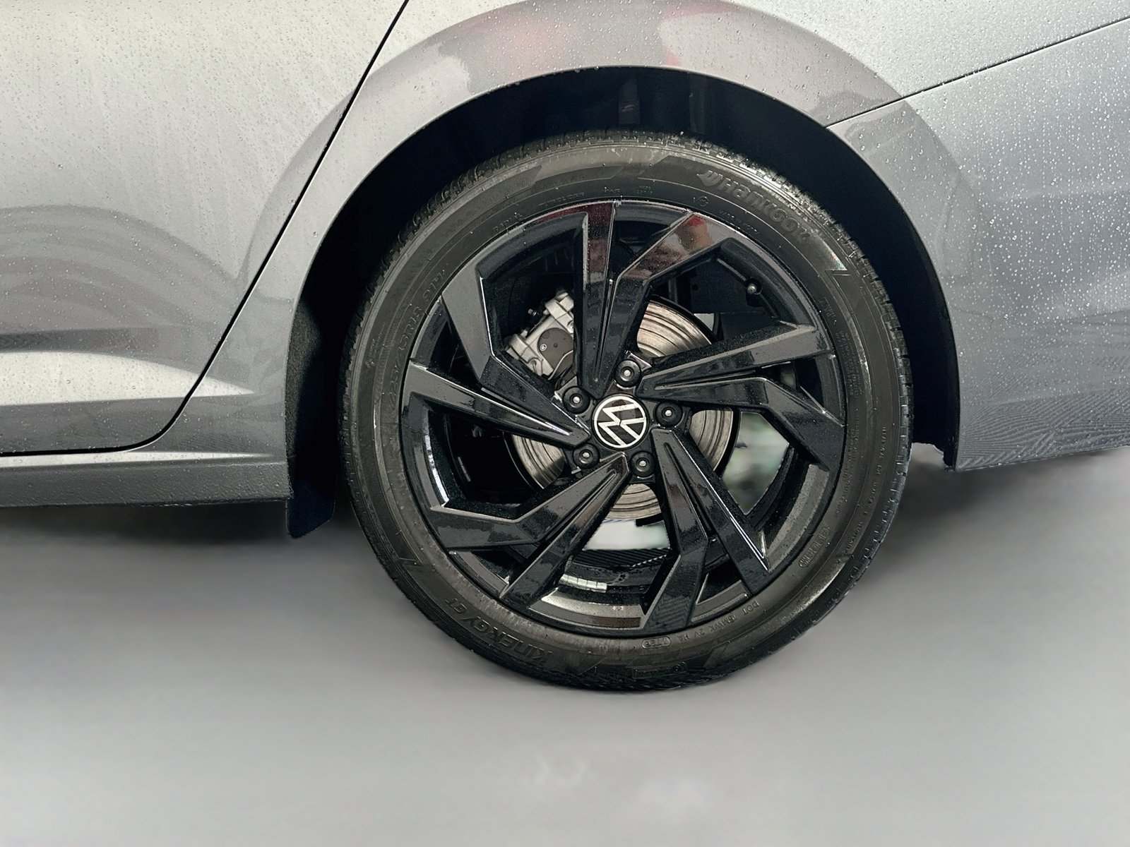 New 2027 Volkswagen Jetta SE FWD image 29