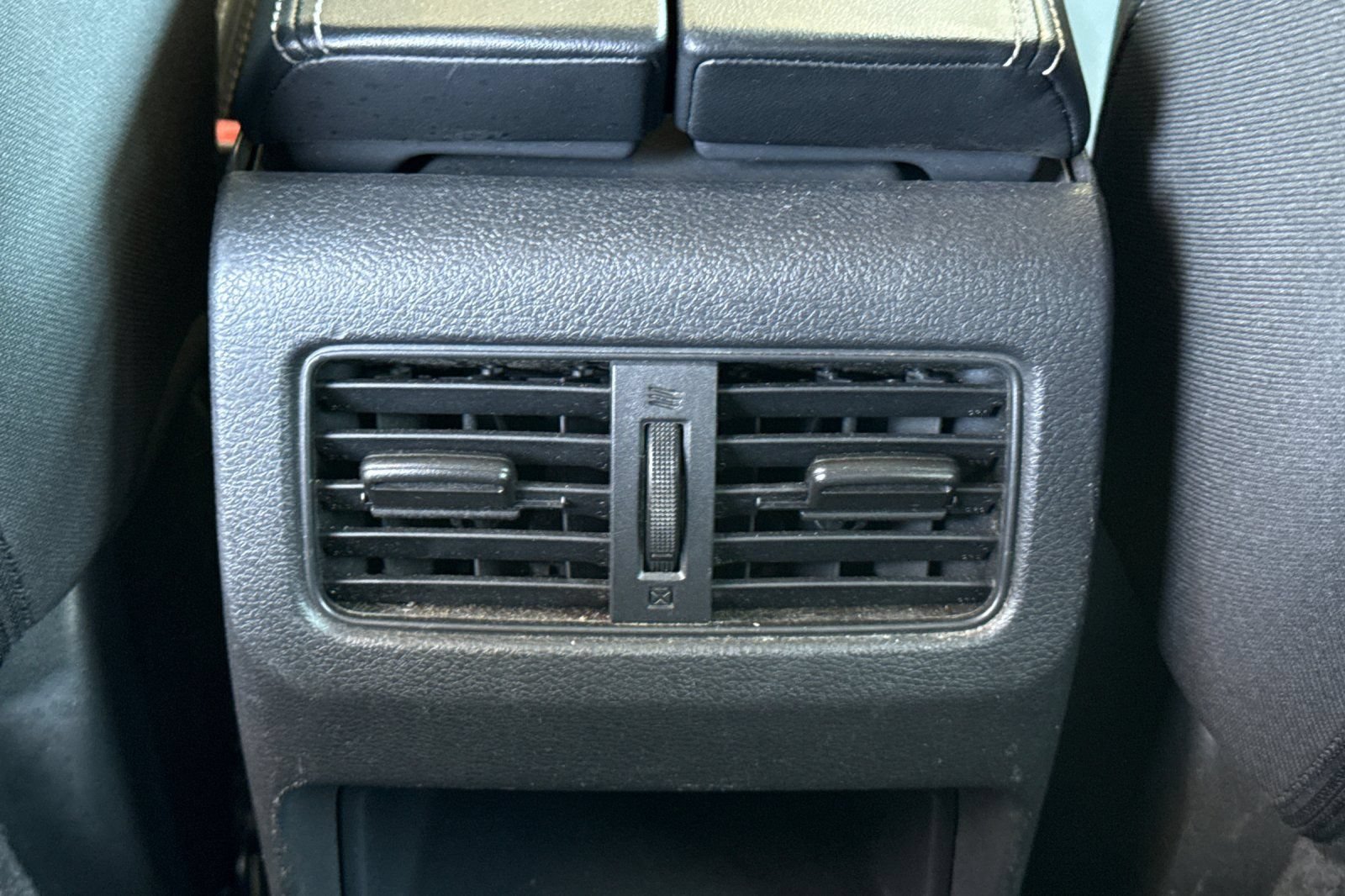 Used 2024 Nissan Rogue S FWD image 16
