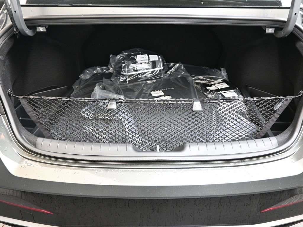 New 2026 Hyundai Elantra Sport w/ Cargo Package FWD image 17