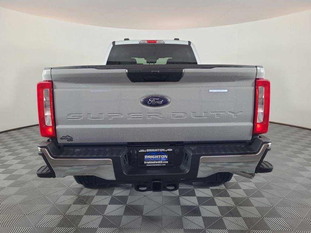 New 2026 Ford F350 XLT w/ FX4 Off-Road Package image 4