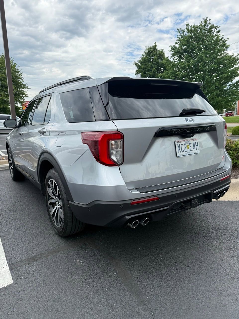 Used 2020 Ford Explorer ST w/ Premium Technology Package AWD/4WD image 5
