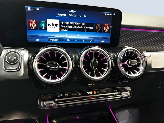 Used 2025 Mercedes-Benz GLB 250 4MATIC image 21