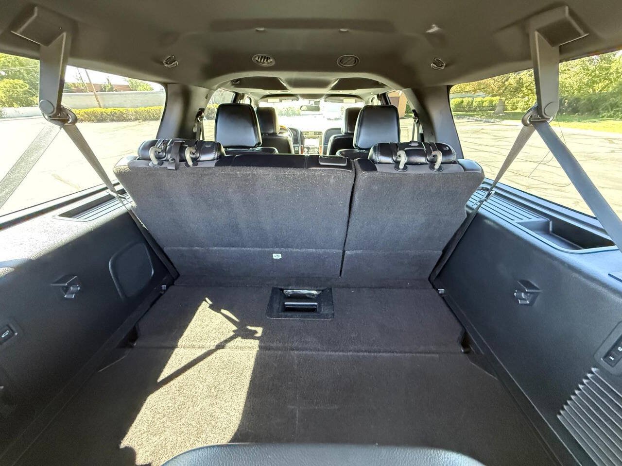 Used 2017 Lincoln Navigator L Select AWD/4WD image 19