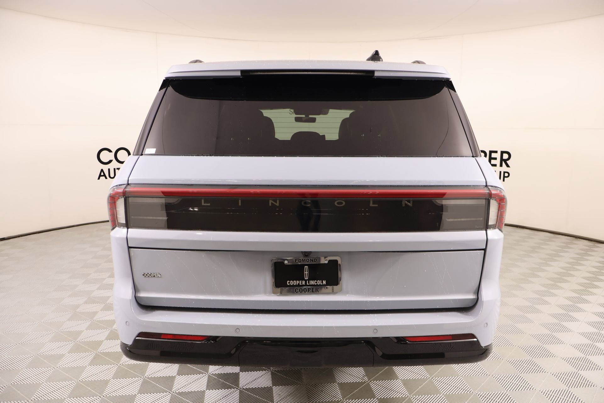 New 2026 Lincoln Navigator L Reserve AWD/4WD image 23