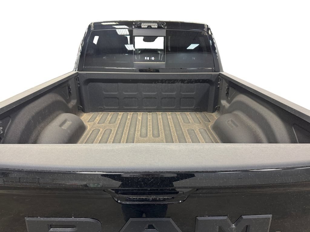 Used 2026 RAM 2500 Laramie AWD/4WD image 18