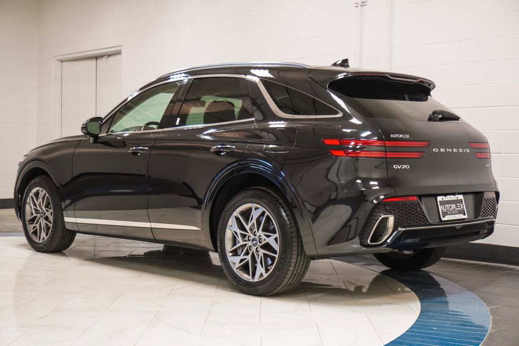 Used 2023 Genesis GV70 2.5T w/ Select Package AWD/4WD image 33