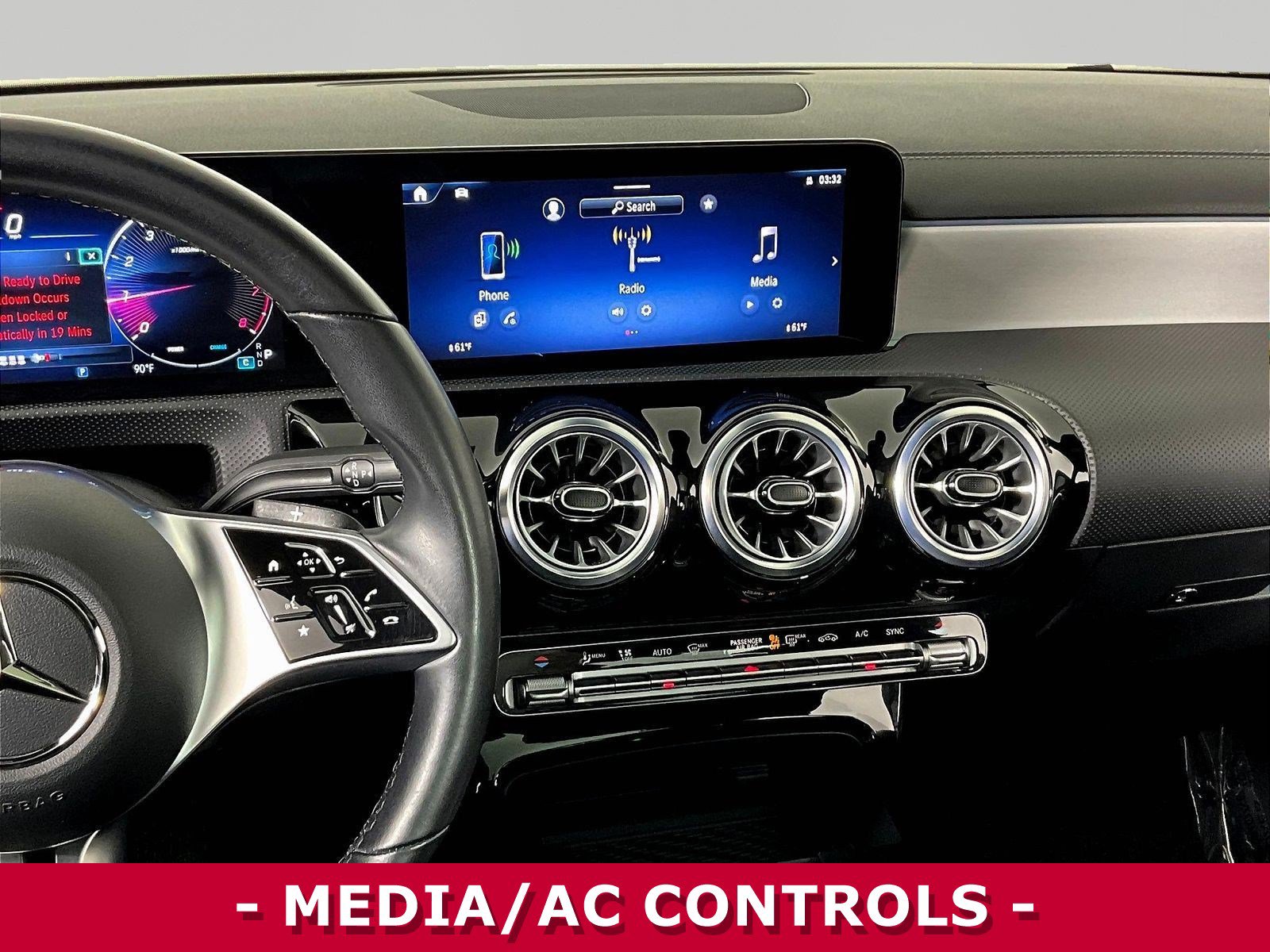 Used 2025 Mercedes-Benz CLA 250 4MATIC image 9