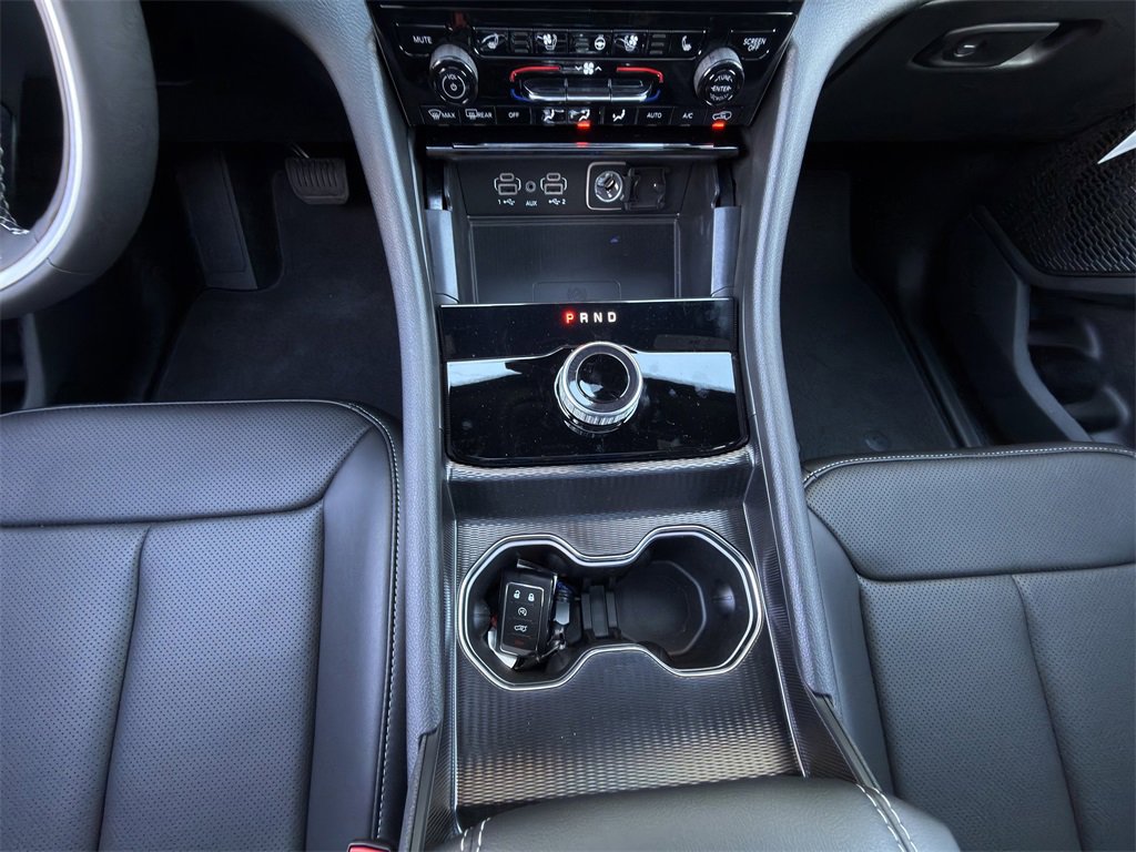 New 2025 Jeep Grand Cherokee L Limited w/ Luxury Tech Group II image 17