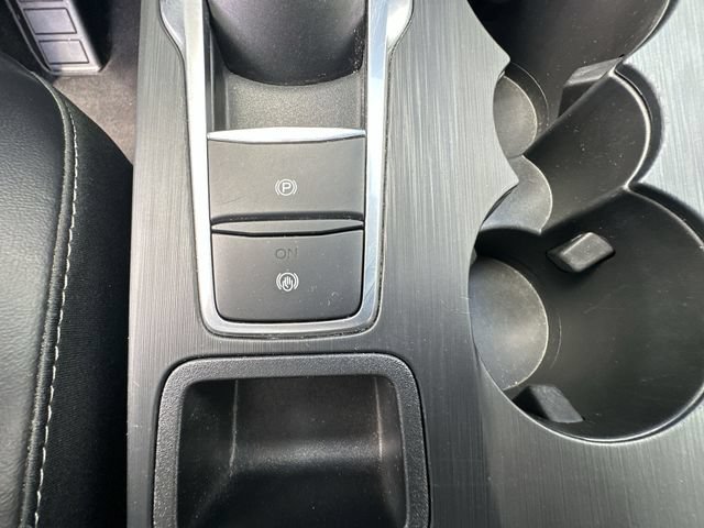 Used 2024 Ford Escape Platinum AWD/4WD image 29