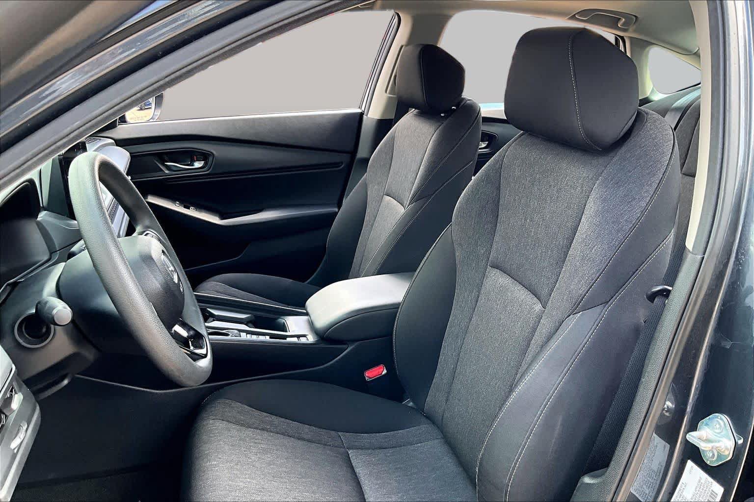 Used 2025 Honda Accord SE image 8