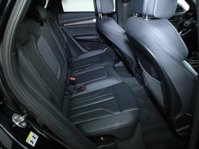 Used 2023 Audi Q5 2.0T Premium w/ Convenience Package AWD/4WD image 33