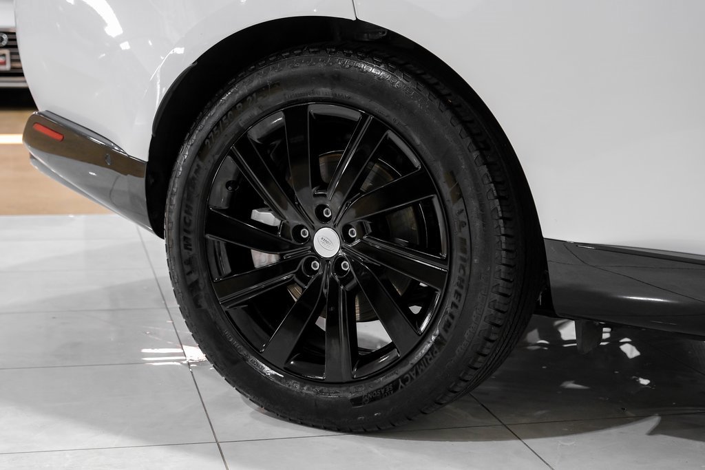 Used 2023 Land Rover Range Rover SE image 49