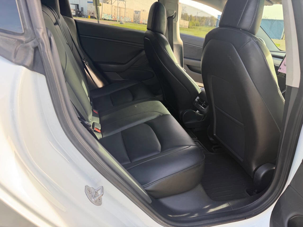 Used 2018 Tesla Model 3 Long Range AWD/4WD image 13
