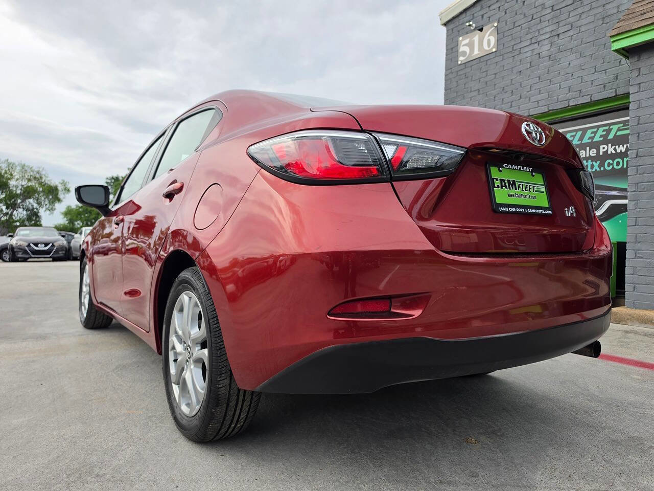 Used 2017 Toyota Yaris iA FWD image 9