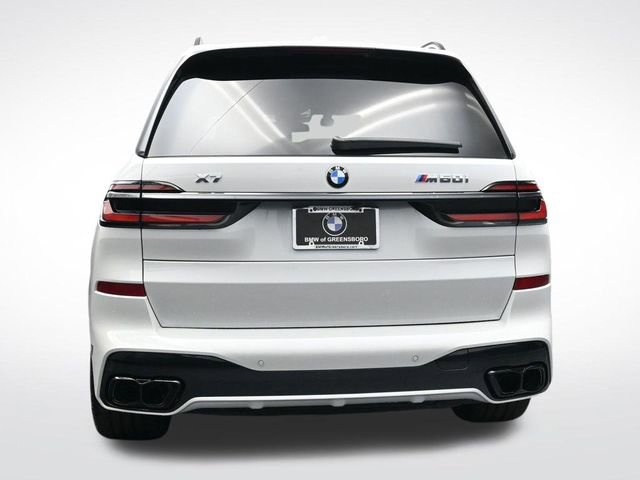 New 2026 BMW X7 M60i image 6