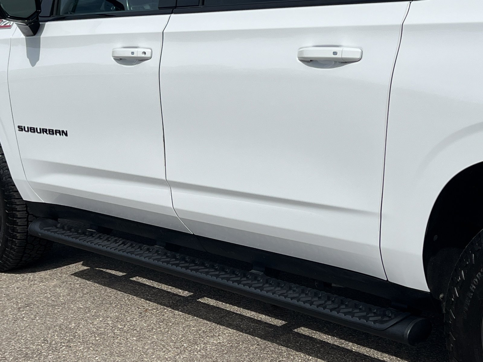 Certified 2024 Chevrolet Suburban Z71 w/ Off-Road Capability Package AWD/4WD image 16