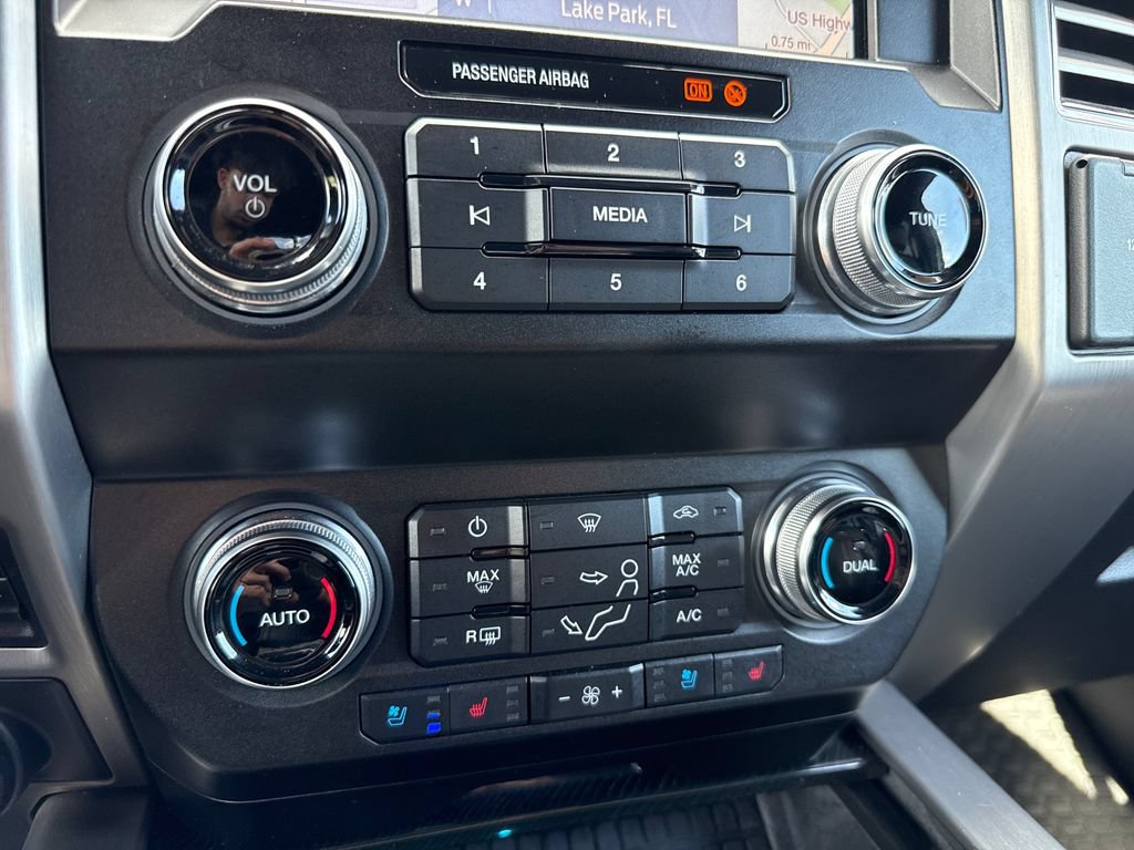 Used 2021 Ford F250 Platinum AWD/4WD image 24