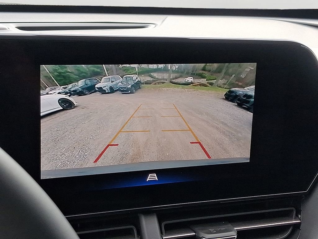 Used 2024 Chevrolet Trax LT w/ Driver Confidence Package image 18