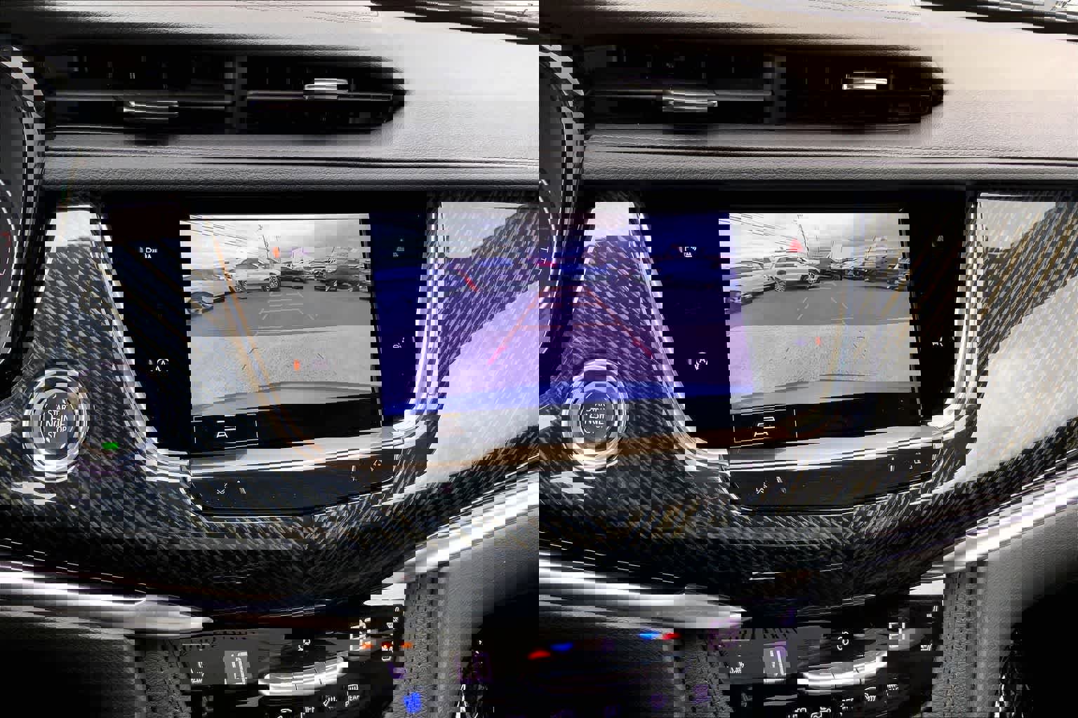 Used 2024 Cadillac XT6 Premium Luxury image 27