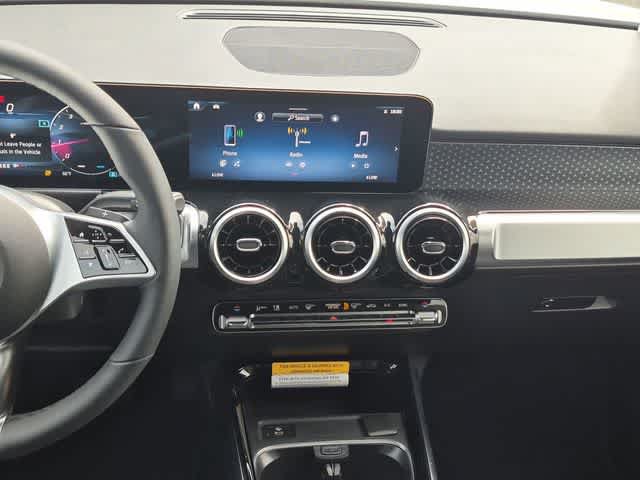 New 2026 Mercedes-Benz GLB 250 4MATIC image 27