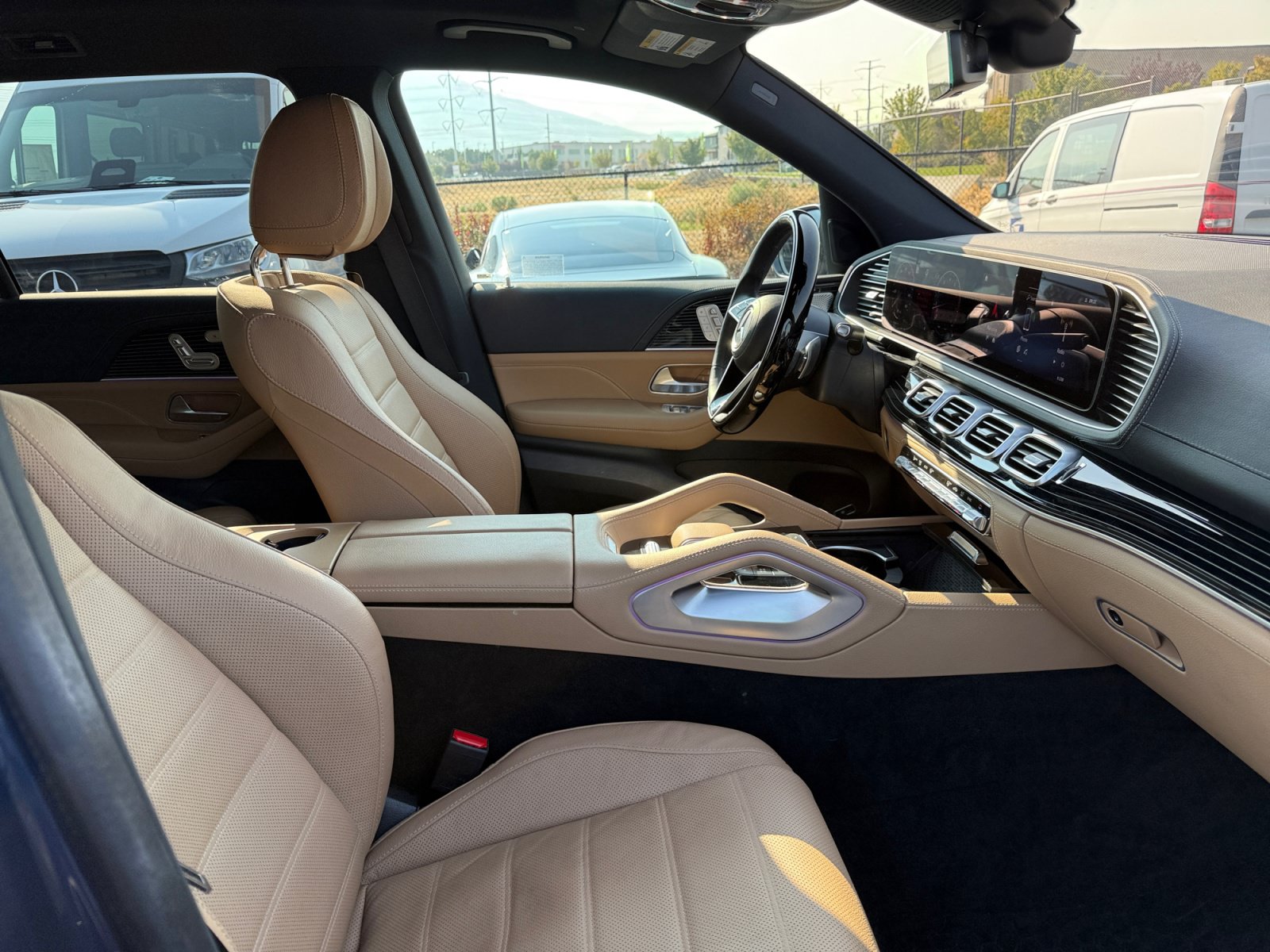 Used 2024 Mercedes-Benz GLS 450 4MATIC image 19