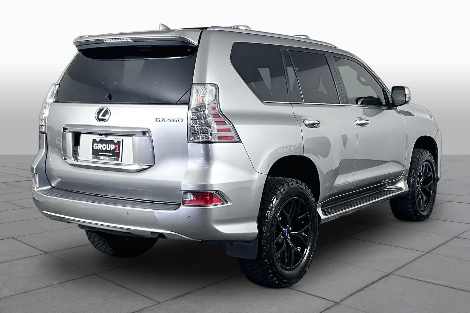 Used 2022 Lexus GX 460 Premium w/ Premium Package AWD/4WD image 12