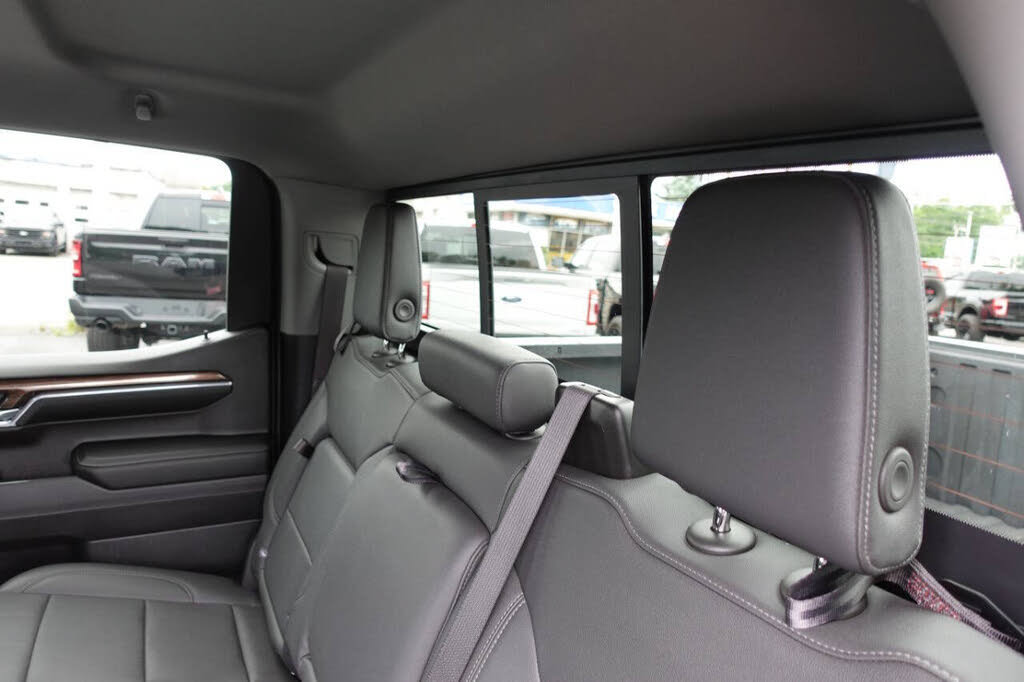 Used 2023 Chevrolet Silverado 1500 RST w/ True North Edition Plus AWD/4WD image 26