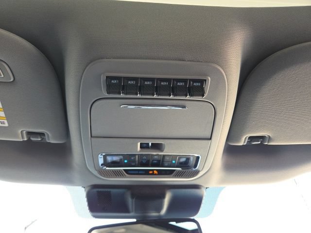 Used 2023 Ford F250 Lariat w/ Lariat Ultimate Package AWD/4WD image 15