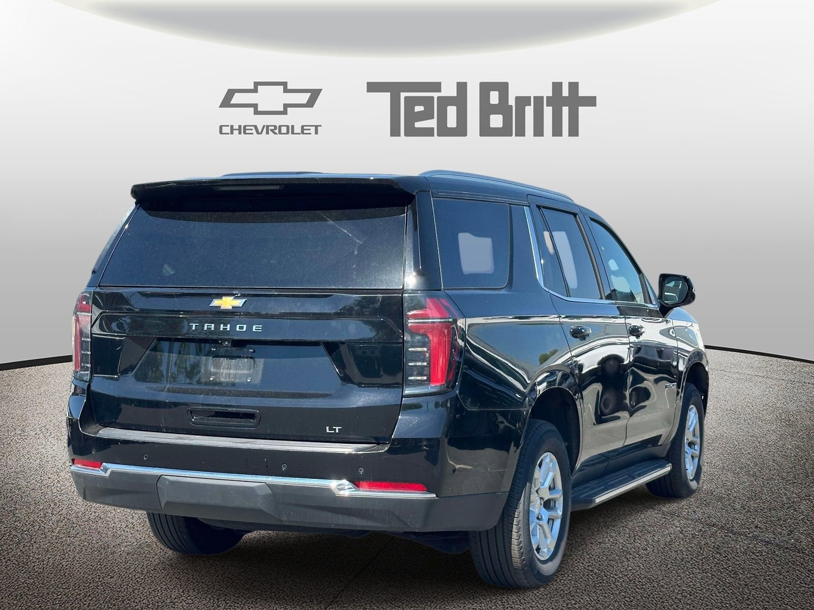 Certified 2025 Chevrolet Tahoe LT AWD/4WD image 4