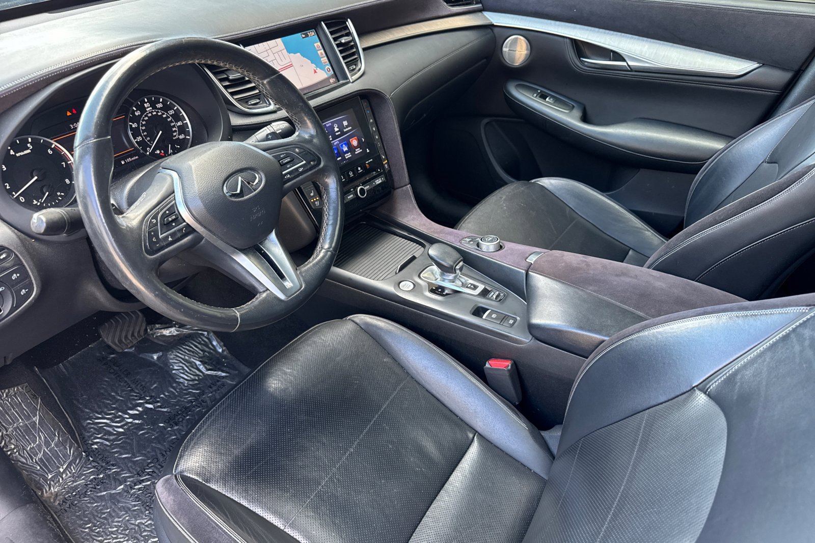 Used 2019 INFINITI QX50 Essential w/ Sensory Package image 10