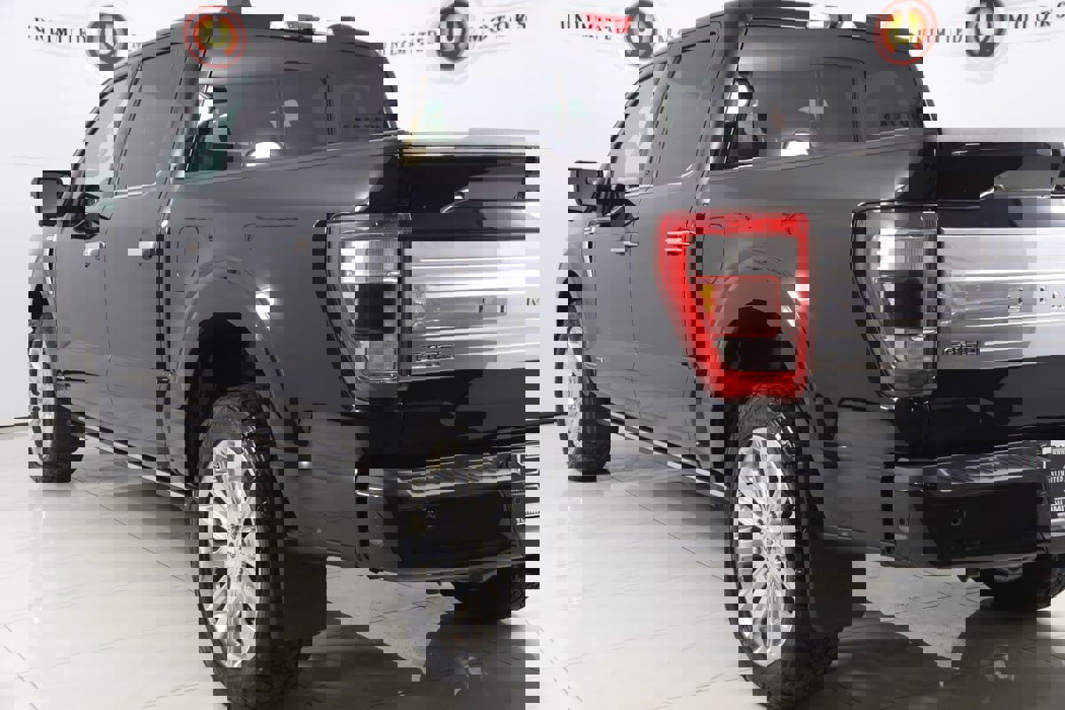 Used 2023 Ford F150 Limited image 28