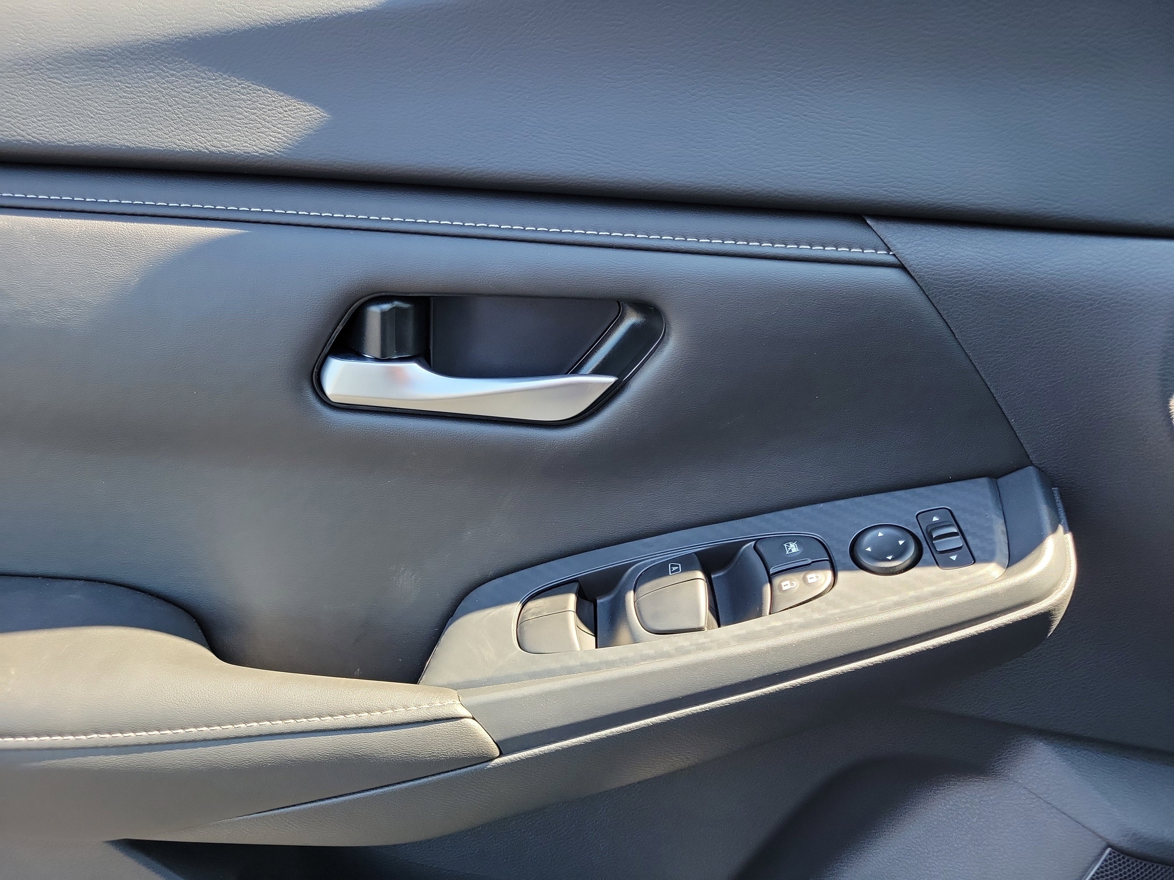 New 2025 Nissan Sentra SV w/ All-Weather Package image 22