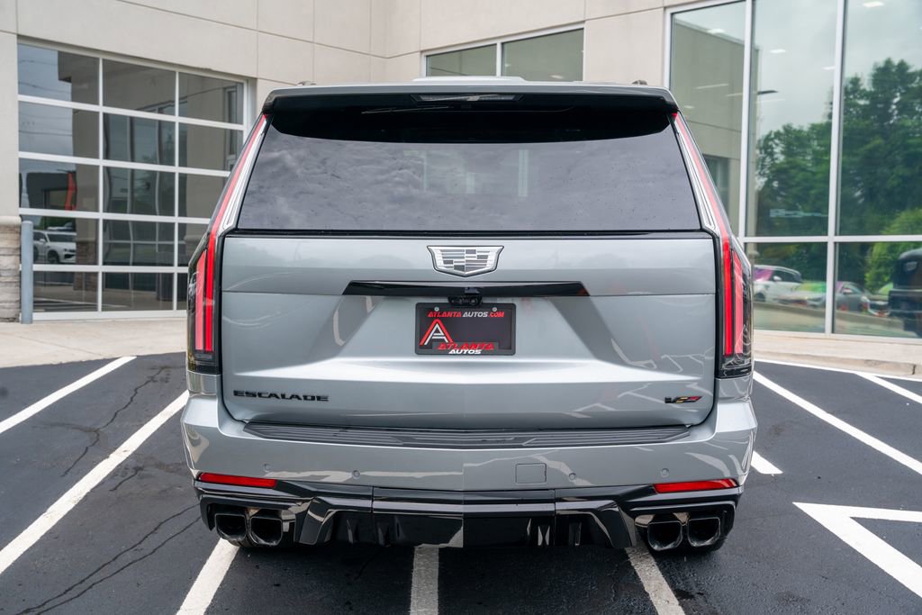 Used 2025 Cadillac Escalade V w/ LPO, ONYX Package AWD/4WD image 16