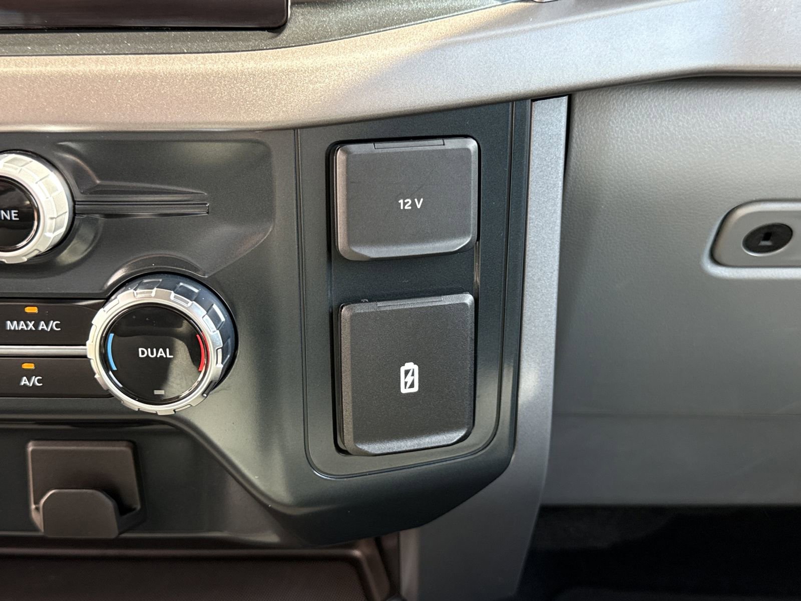 Used 2025 Ford F150 XLT w/ Equipment Group 301A Standard image 23