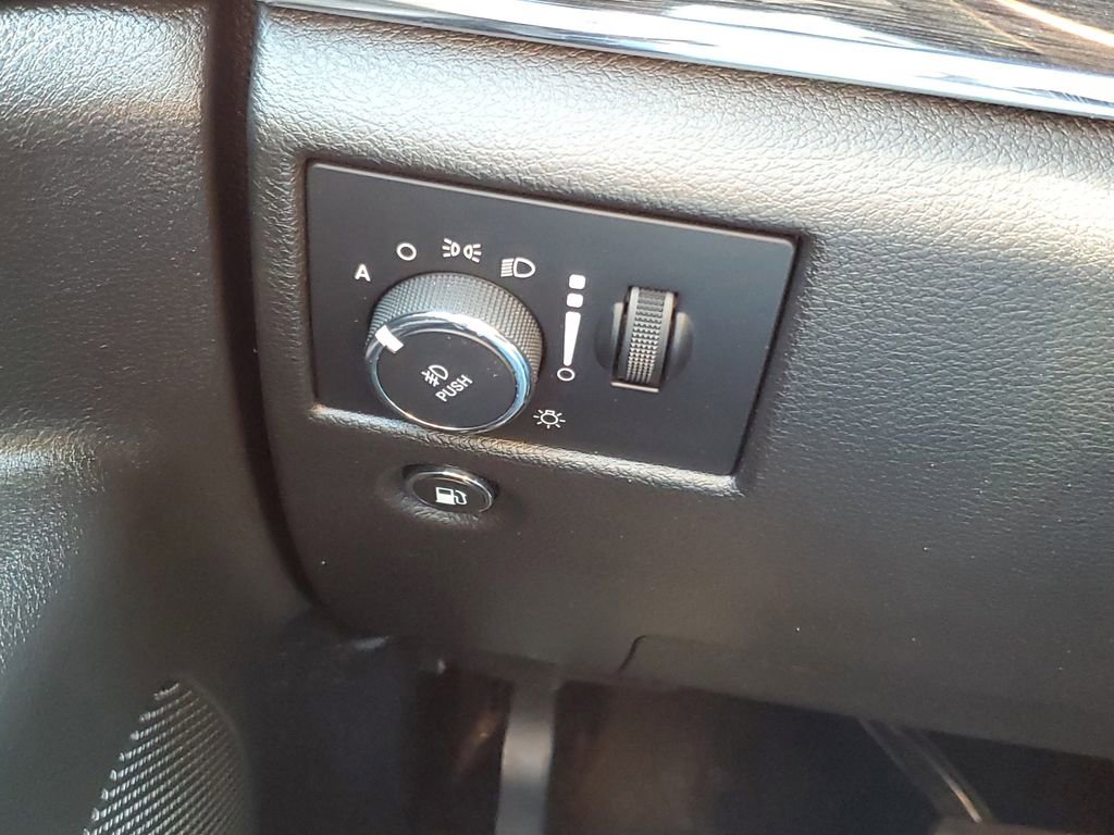 Used 2021 Jeep Grand Cherokee Trailhawk w/ Trailhawk Luxury Group image 13