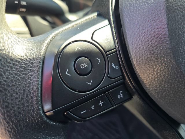 Used 2023 Toyota RAV4 LE AWD/4WD image 28