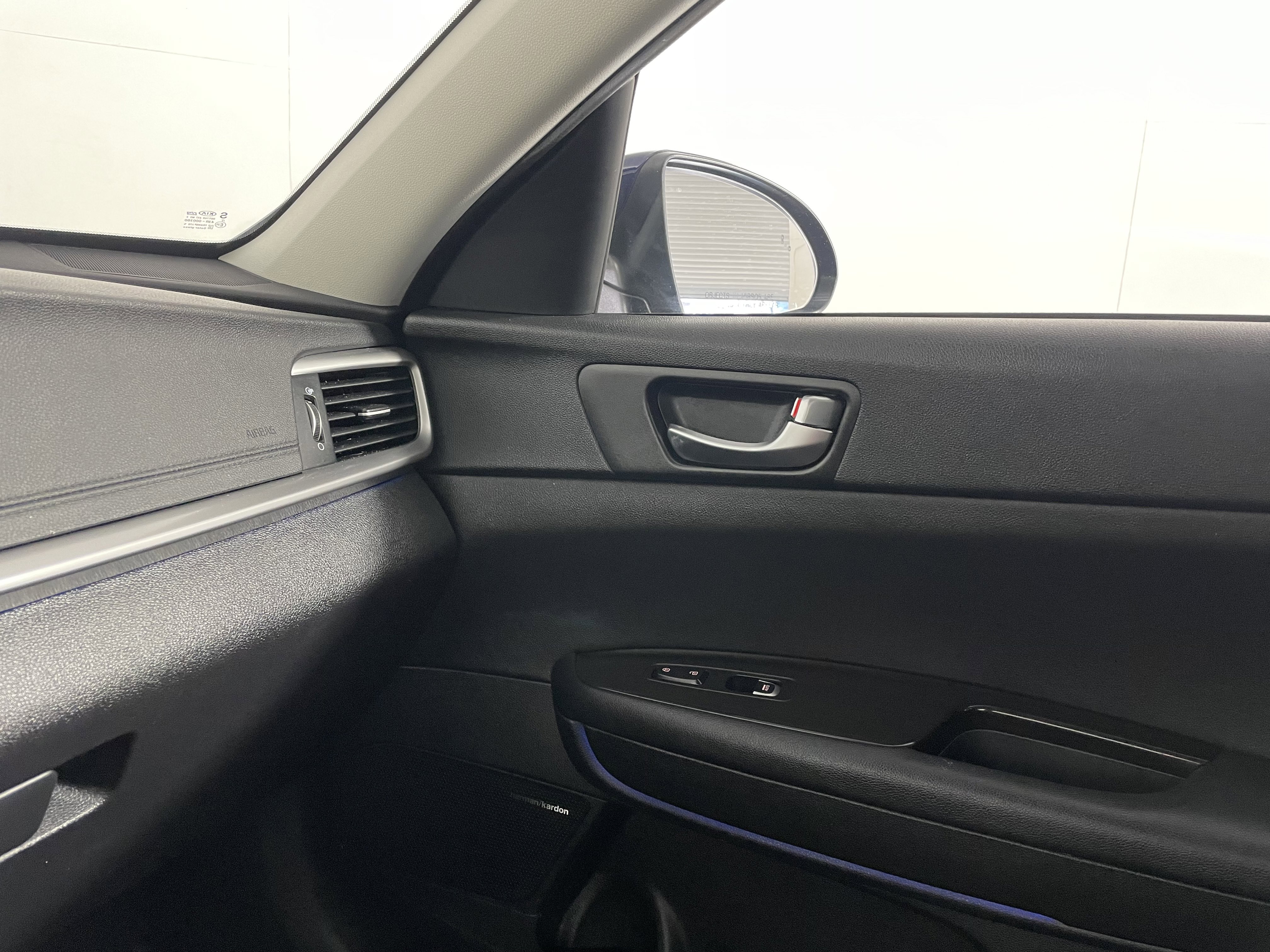 Used 2020 Kia Optima Premium image 12