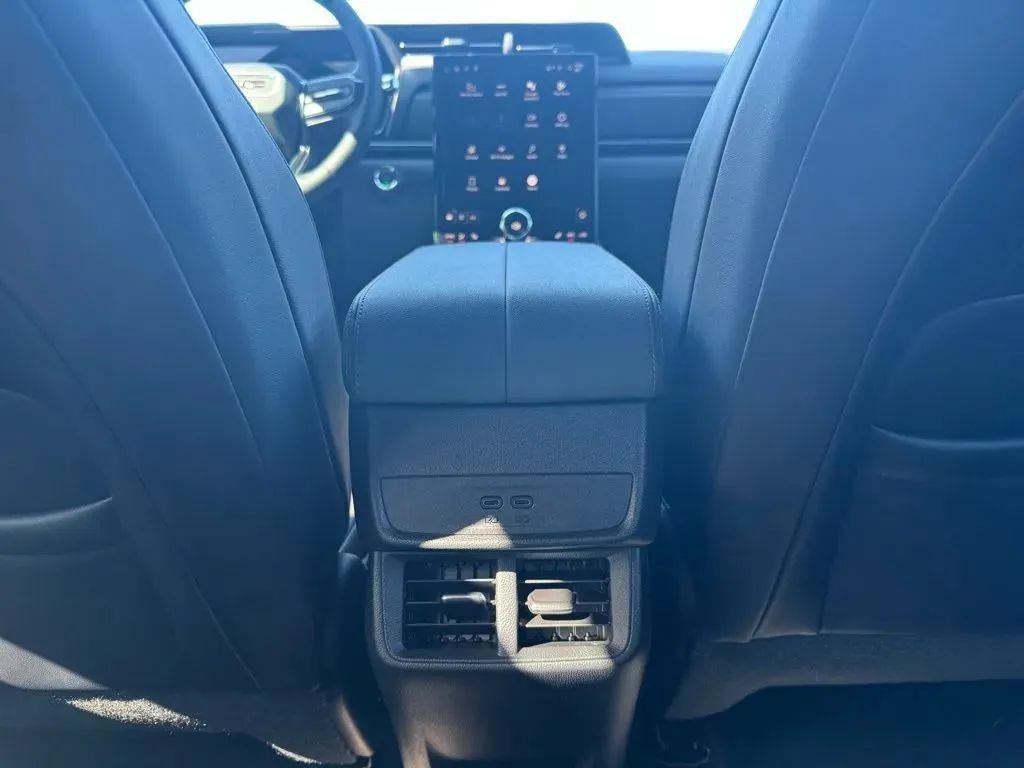 New 2026 GMC Terrain AT4 AWD/4WD image 19