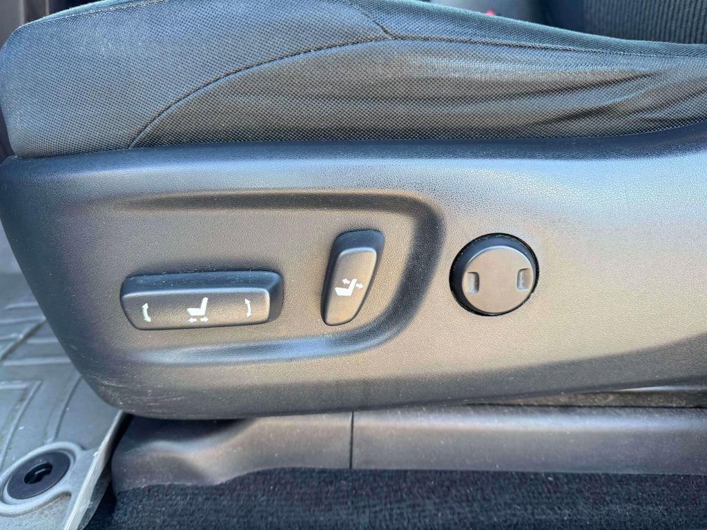 Used 2016 Toyota 4Runner Trail image 17